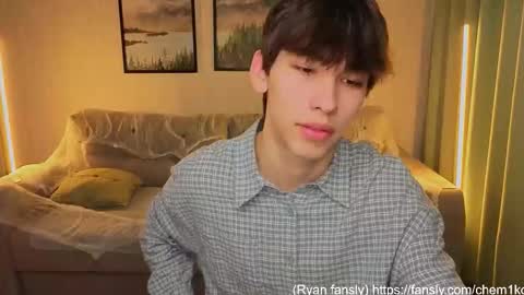 Snapshot of chem1ko chatting on 11/03/25, 07:53 LUCASRYANPVT IS OPEN online show from 11/03/25, 07:53