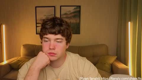 Snapshot of chem1ko chatting on 11/14/25, 05:06 LUCASRYANPVT IS OPEN online show from 11/14/25, 05:06