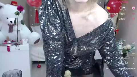 Snapshot of cherishsia chatting on 01/12/25, 03:25 Adriana online show from 01/12/25, 03:25
