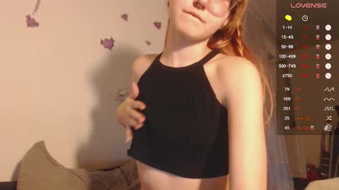 Cheryl online show from 10/22/25, 09:25