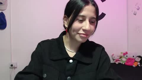 Snapshot of cherry_hc chatting on 01/22/25, 10:15 Nezumy Rey online show from 01/22/25, 10:15