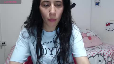 Snapshot of cherry_hc chatting on 10/11/25, 07:56 Nezumy Rey online show from 10/11/25, 07:56