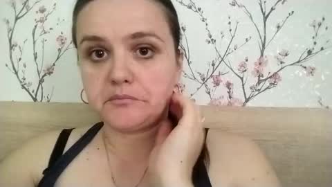 Snapshot of cherry_karla chatting on 03/08/25, 11:58 Karla online show from 03/08/25, 11:58