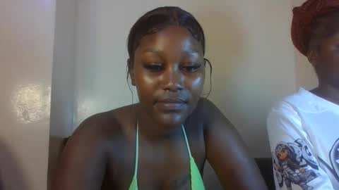 Snapshot of cherry_muffinn chatting on 10/29/25, 05:53 Goddess online show from 10/29/25, 05:53