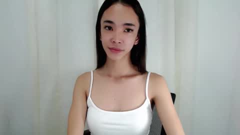 Snapshot of cherryash chatting on 09/17/25, 10:17 ashli online show from 09/17/25, 10:17