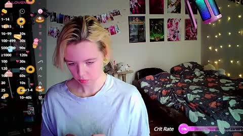 Snapshot of cherrybaby_0 chatting on 12/19/24, 05:29 cherrybaby_0 online show from 12/19/24, 05:29