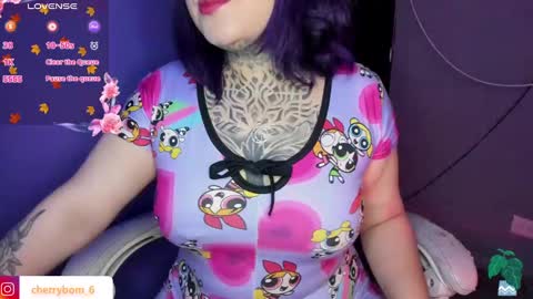 Snapshot of cherrybom_ chatting on 01/06/25, 08:03 dayis independent model online show from 01/06/25, 08:03