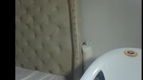 Snapshot of cherrycounty chatting on 11/17/25, 12:11 cherry online show from 11/17/25, 12:11