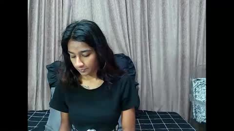 Snapshot of cherryindian4u69 chatting on 01/16/25, 05:32 leah online show from 01/16/25, 05:32