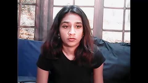 Snapshot of cherryindian4u69 chatting on 02/01/25, 08:29 leah online show from 02/01/25, 08:29