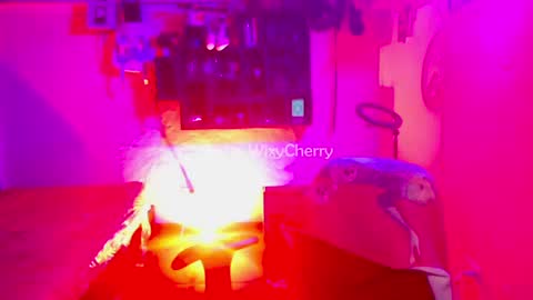 cherrywix online show from 10/05/25, 11:02