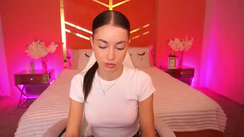 Snapshot of cherryylulu chatting on 10/15/25, 07:30 cherryylulu online show from 10/15/25, 07:30