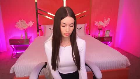 Snapshot of cherryylulu chatting on 11/14/25, 08:57 cherryylulu online show from 11/14/25, 08:57