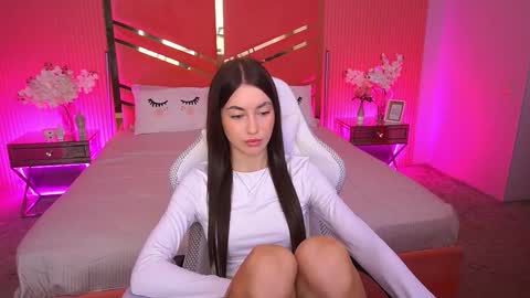 Snapshot of cherryylulu chatting on 11/20/25, 08:58 cherryylulu online show from 11/20/25, 08:58