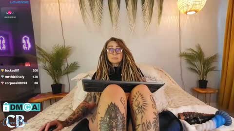 Chevi Blue online show from 03/06/25, 06:59