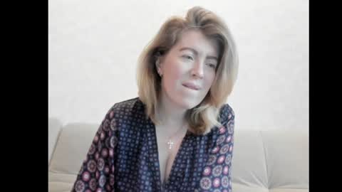 Snapshot of chicafortuna chatting on 12/08/24, 06:01 NBFG online show from 12/08/24, 06:01