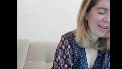 Snapshot of chicafortuna chatting on 02/16/25, 02:20 NBFG online show from 02/16/25, 02:20