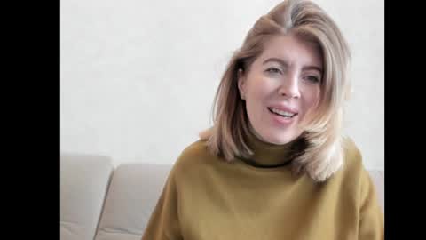 Snapshot of chicafortuna chatting on 03/03/25, 03:52 NBFG online show from 03/03/25, 03:52
