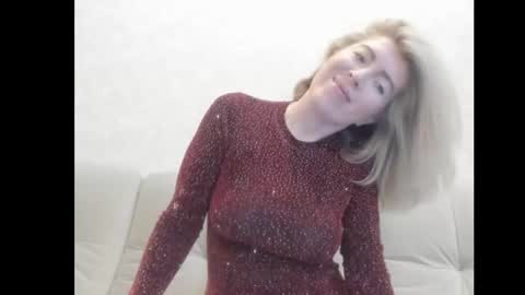 Snapshot of chicafortuna chatting on 09/29/25, 02:06 NBFG online show from 09/29/25, 02:06
