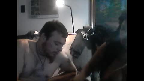 Mexican online show from 10/25/25, 04:57