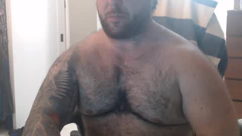 Snapshot of chicagoguy86 chatting on 09/13/25, 06:02 Chicagoguy86 aka Benny Cooper online show from 09/13/25, 06:02