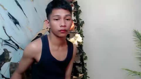 chick_renz online show from 09/26/25, 04:00
