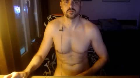 Snapshot of chicocam1983 chatting on 11/15/25, 04:47 chicocam1983 online show from 11/15/25, 04:47