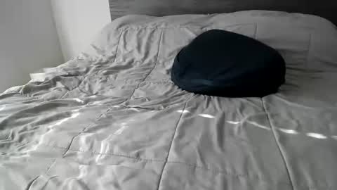 babygirl online show from 10/18/25, 03:35