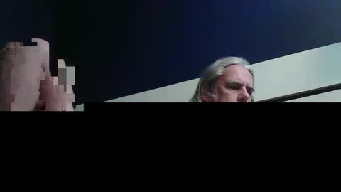 Snapshot of chiguitar chatting on 02/04/25, 12:00 chiguitar online show from 02/04/25, 12:00