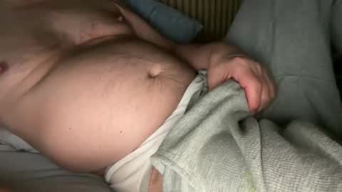 Snapshot of chiguy63v4 chatting on 11/11/25, 09:37 chiguy63v4 online show from 11/11/25, 09:37