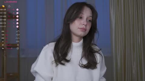 Nicole online show from 11/13/25, 05:06