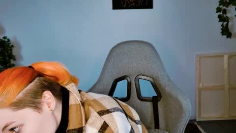 Snapshot of chillsnail_bro chatting on 11/02/25, 09:11 Bella online show from 11/02/25, 09:11