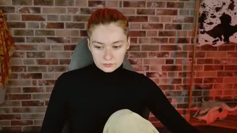 Snapshot of chillsnail_bro chatting on 11/14/25, 09:08 Bella online show from 11/14/25, 09:08