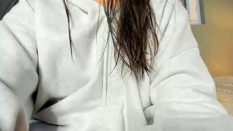 yoursensualparadise online show from 10/30/25, 11:11