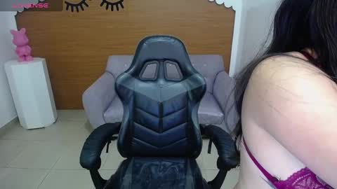 Snapshot of chinatsu_t chatting on 10/07/25, 01:08 Kelly online show from 10/07/25, 01:08