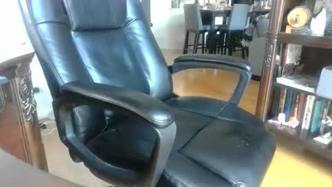 chiphoneman online show from 10/29/25, 06:09