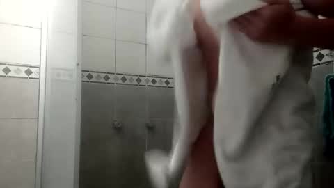 chispahot69 online show from 11/19/25, 06:24