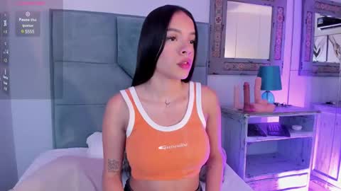 Snapshot of chloe__evans_ chatting on 01/19/25, 09:34 Chloe online show from 01/19/25, 09:34