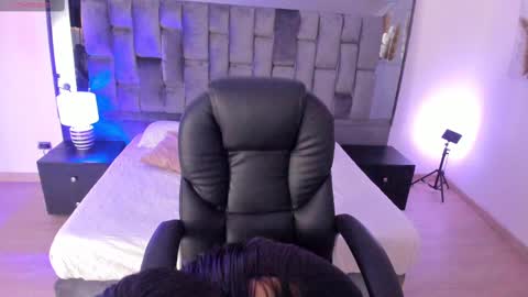 Snapshot of chloe__evans_ chatting on 03/02/25, 11:29 Chloe online show from 03/02/25, 11:29