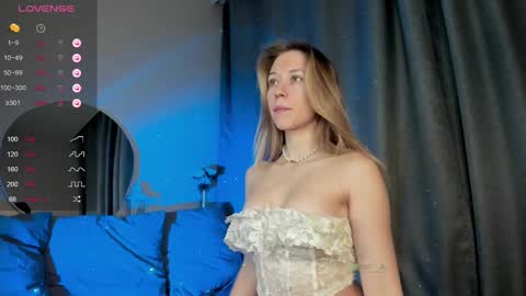 Chloe online show from 03/03/25, 07:17