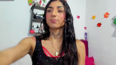 Chloe Evanx  online show from 11/18/25, 03:12