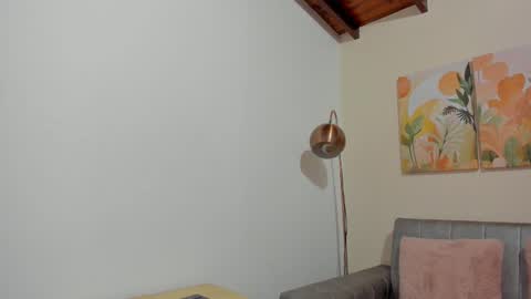 Chloee online show from 09/12/25, 12:05