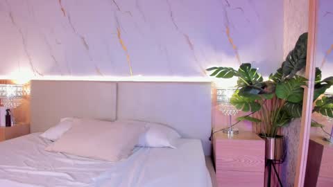 Chloee online show from 11/08/25, 11:43