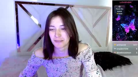 Snapshot of chloejohnsoon chatting on 02/28/25, 07:56 Chloe online show from 02/28/25, 07:56