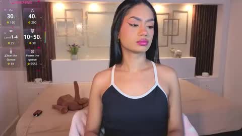 Chloe Moon online show from 10/07/25, 11:51