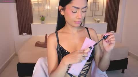 Chloe Moon online show from 10/12/25, 12:26