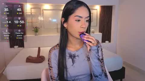 Chloe Moon online show from 10/20/25, 01:11