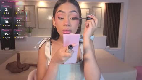 Chloe Moon online show from 11/06/25, 11:33