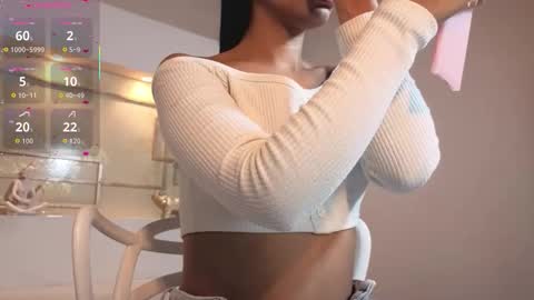 Chloe Moon online show from 11/10/25, 10:03