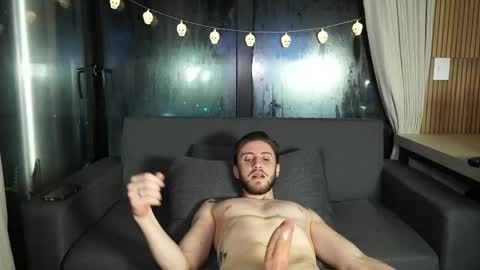 Snapshot of chloesweetdreams chatting on 10/14/25, 02:01 Chloe and Schott online show from 10/14/25, 02:01